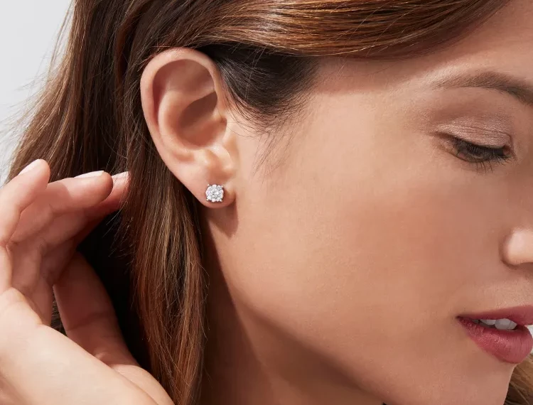How to clean the earrings? 5 steps to follow to give them a second life!