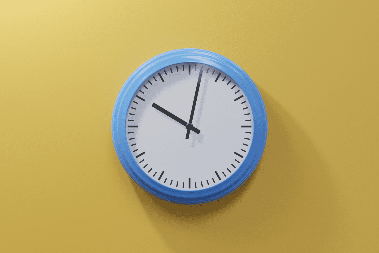 une horloge bleue sur un mur jaune
