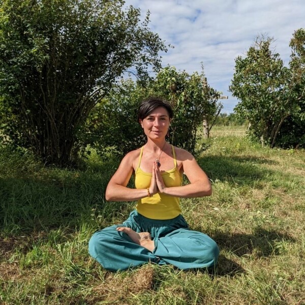 Well-being – Doing yoga with the family and in the open air is possible in Lussat in Creuse