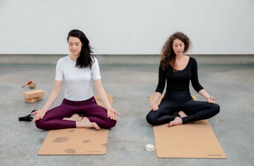 Yogamatata: eco-designed mats and accessories for worry-free yoga practice