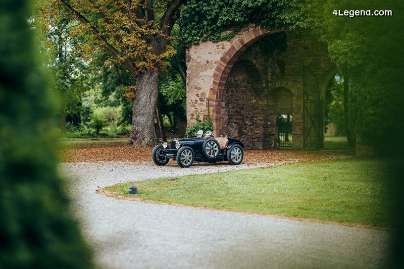 1665564161 795 A Night at the Castle exclusive access to the Bugatti