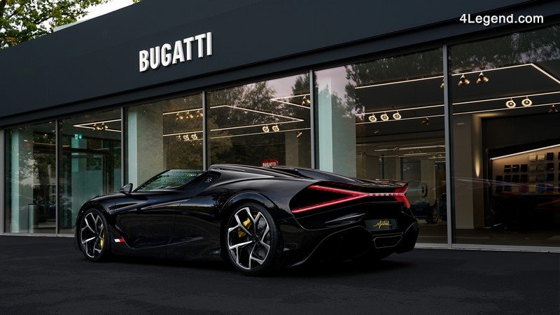 1665848032 73 Bugatti opens a new showroom in Hamburg