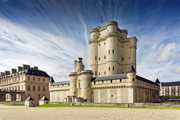 He wants to resuscitate the Chateau de Vincennes the incredible
