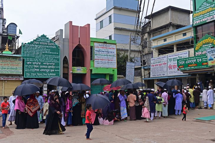 Bangladeshi Mystic Confronts Demons Through Psychiatry