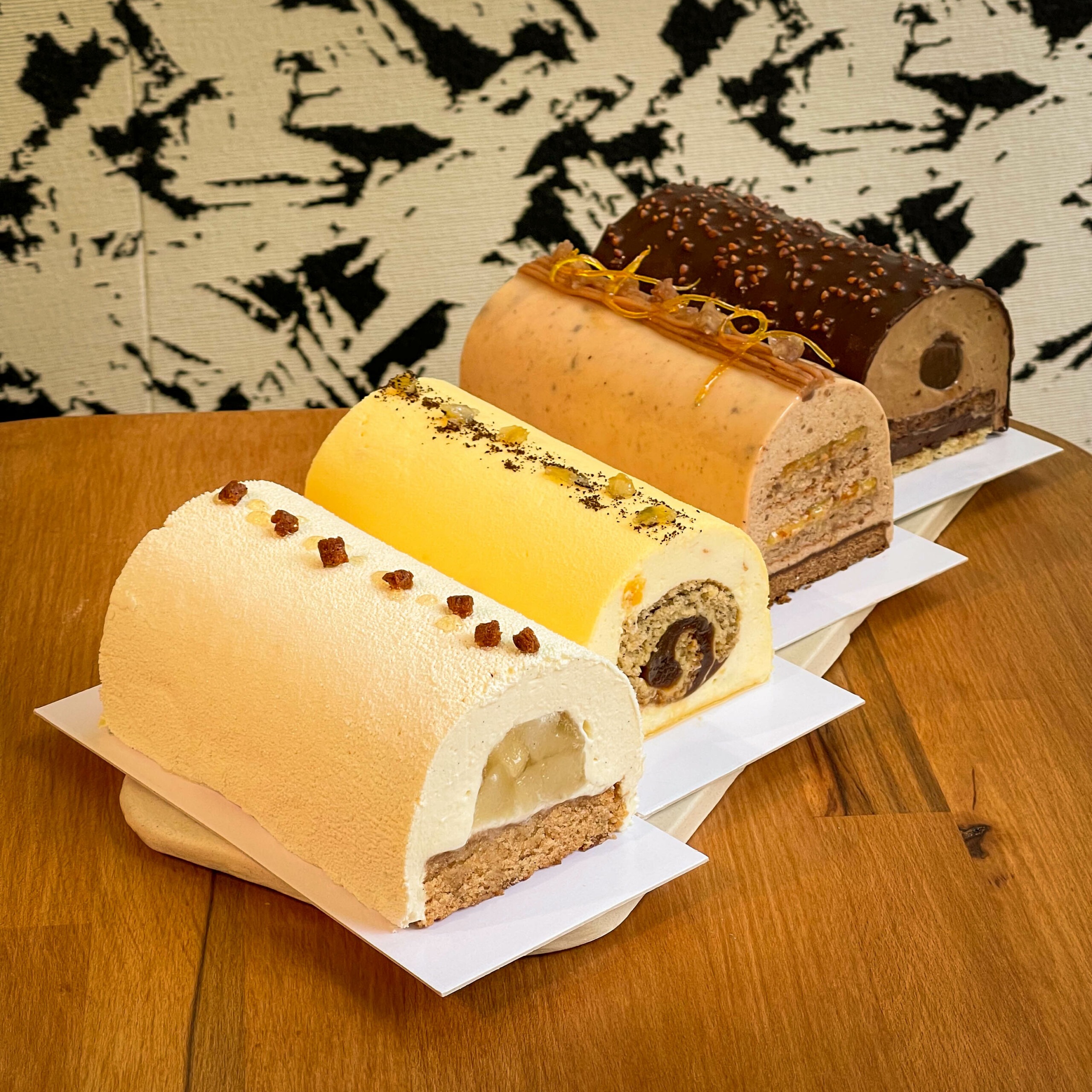 Christmas log in Bordeaux Our 5 favorite pastries scaled