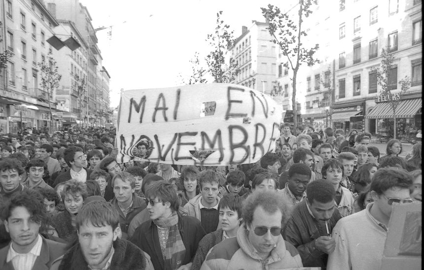 Manifestation à Lyon contre la loi Devaquet, le 27 novembre 1986.