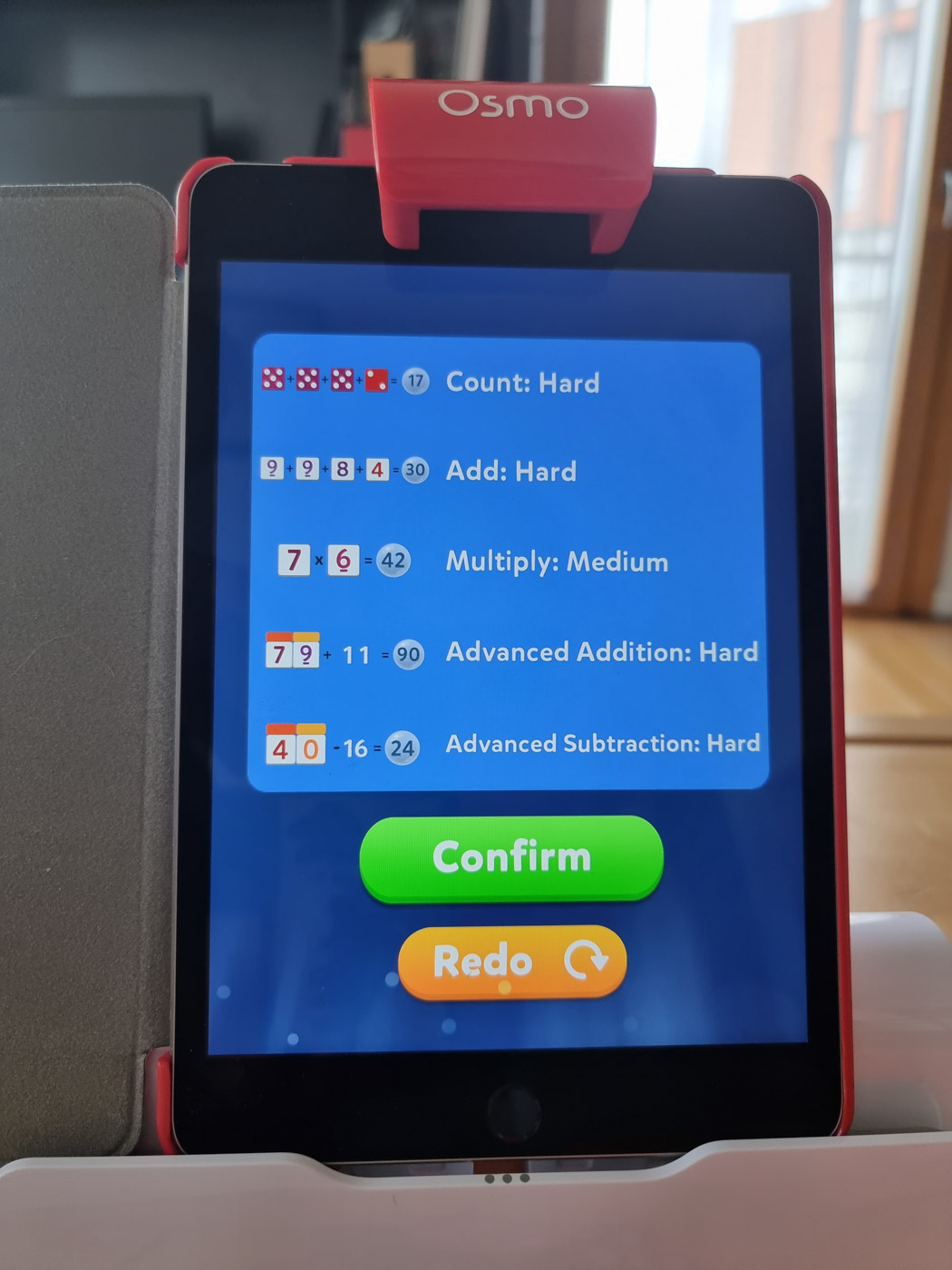 In some apps, parents can adjust the difficulty level to suit the child's.  © Adrian BRANCO / 01net.com